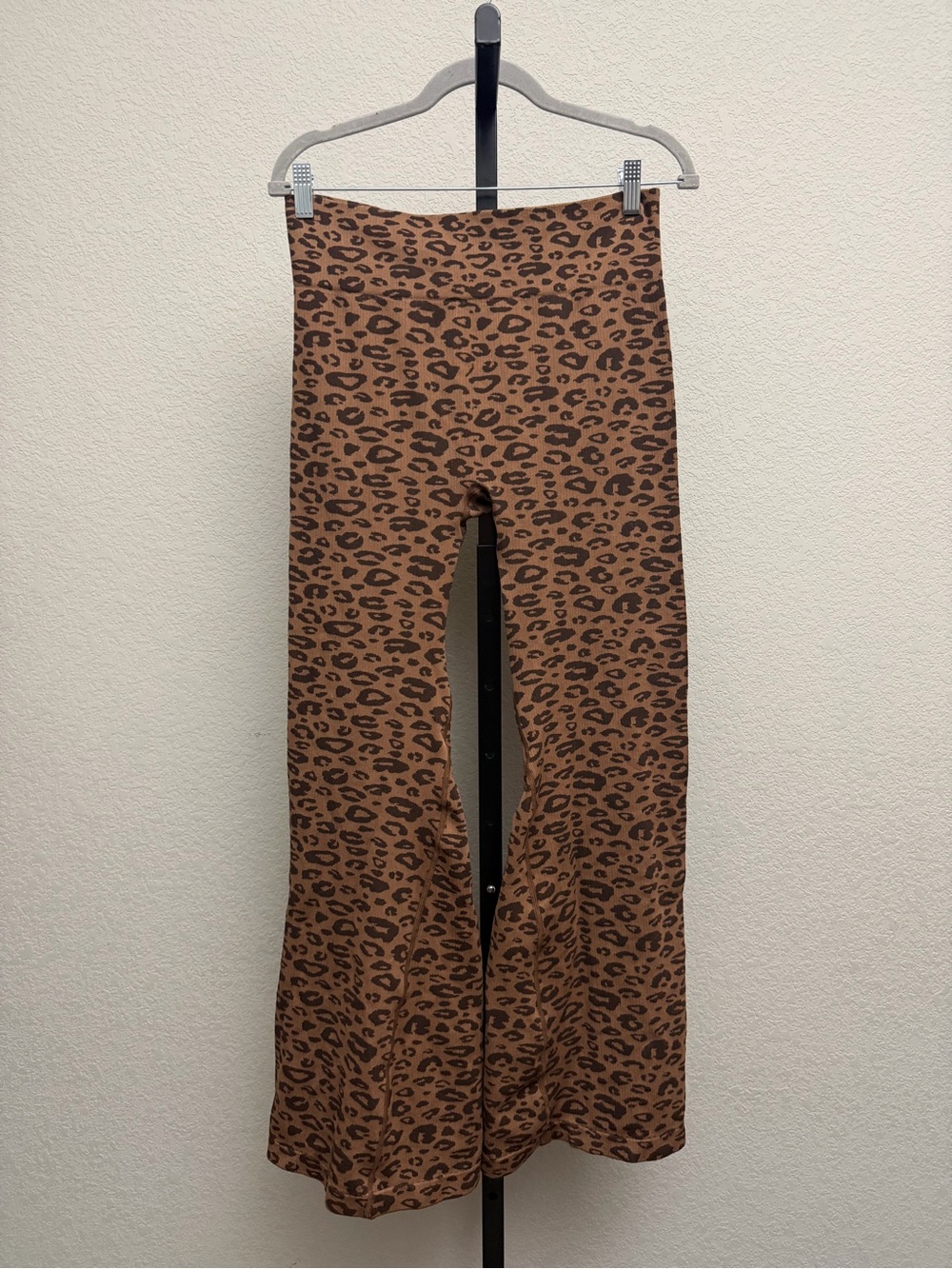Cheetah Print Women’s Flared Lounge Pants - Brown